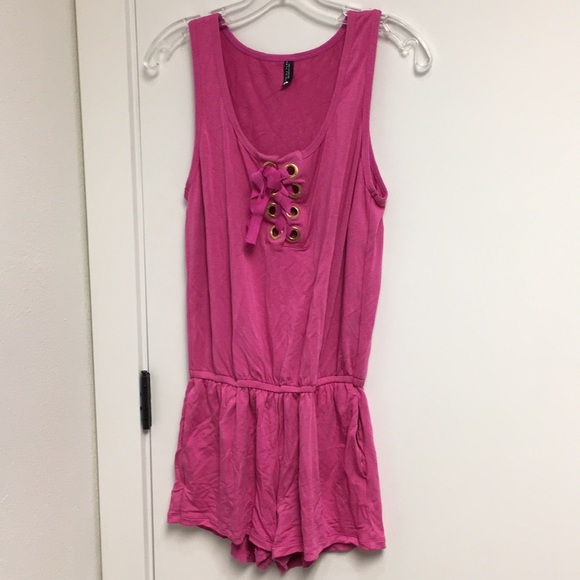 Trina Turk Women’s Medium Pink Jumper - Picture 1 of 7